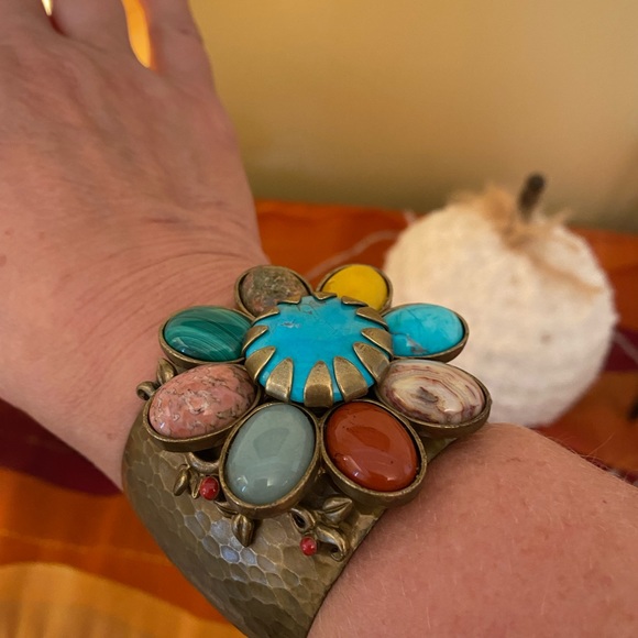 Beautiful Stone Cuff Bracelet - Picture 2 of 3